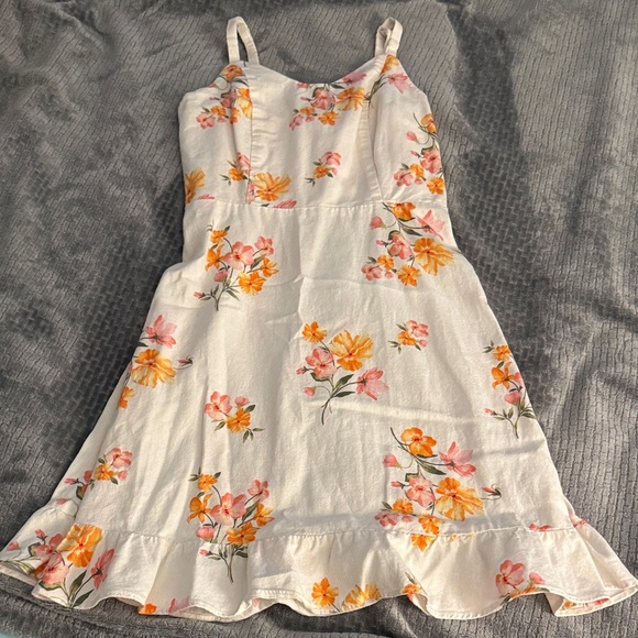 Old Navy Cami Floral sundress - Picture 1 of 3